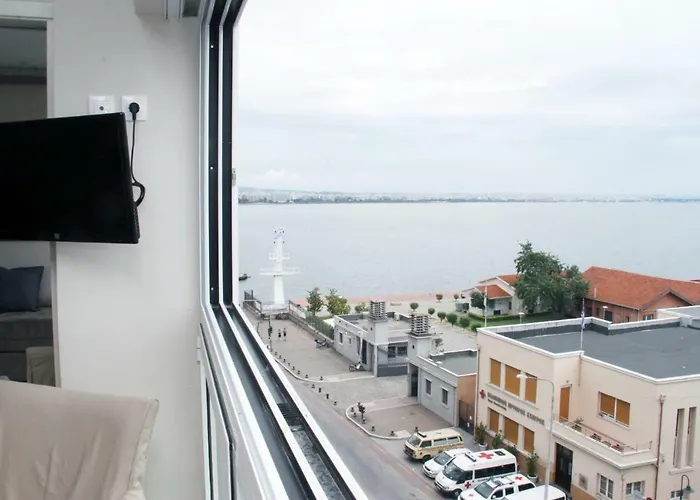 Waterfront Luxury Sea View