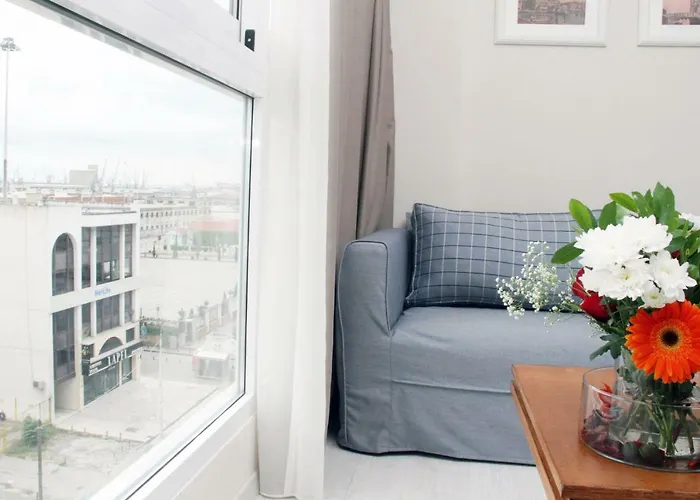 Waterfront Luxury Sea View Apartamento