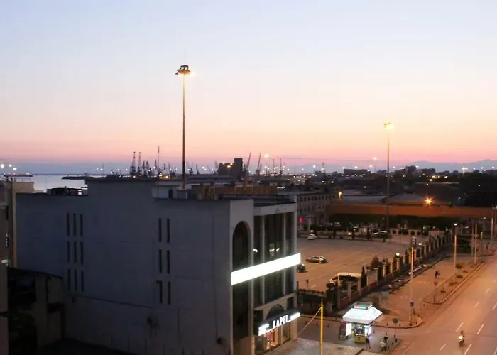 Waterfront Luxury Sea View Daire *