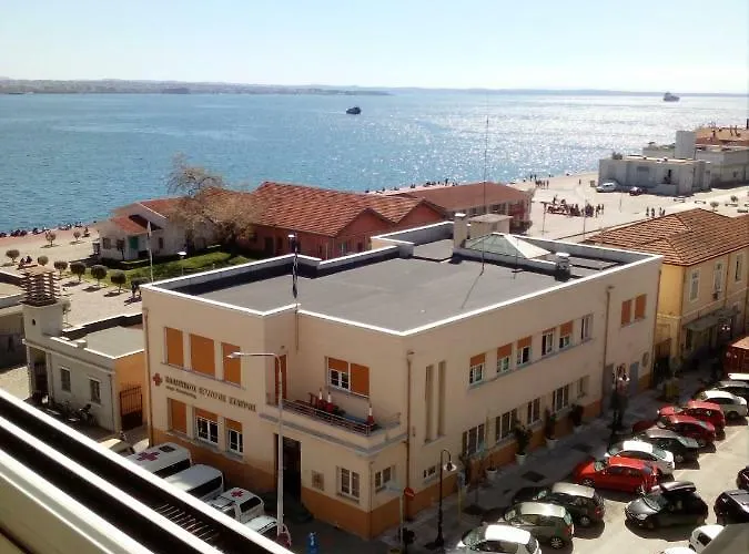 Daire Waterfront Luxury Sea View *