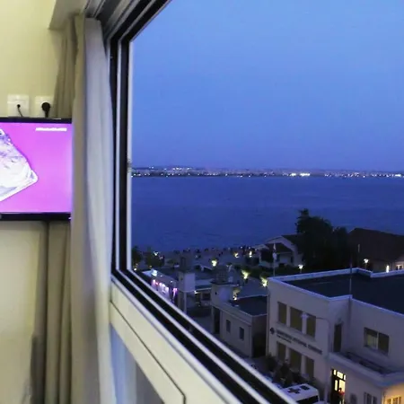 Waterfront Luxury Sea View テッサロニキ